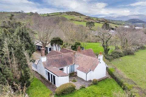 3 bedroom detached bungalow for sale, Old Highway, Colwyn Bay