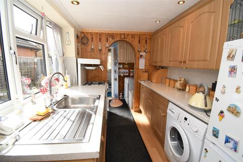 39 Hare Lane, Godalming, GU7 3EE