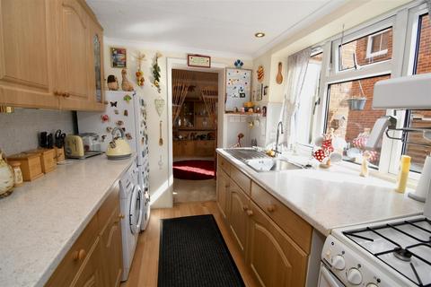39 Hare Lane, Godalming, GU7 3EE