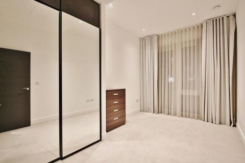 2 bedroom apartment for sale, Kew Bridge Road, Brentford. TW8