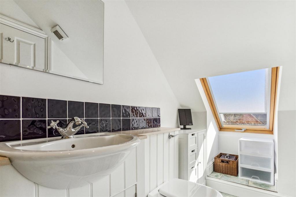 For Sale Fielding road W4
