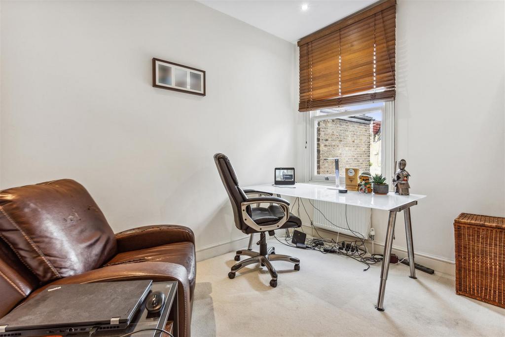 For Sale Fielding road W4