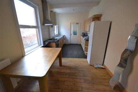 5 Westcotes Drive, Leicester, LE3 0QT