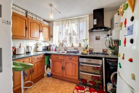 2 bedroom flat for sale - Albion House, North Woolwich E16