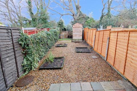 70 Silver Spring Close, Erith, DA8 1EQ