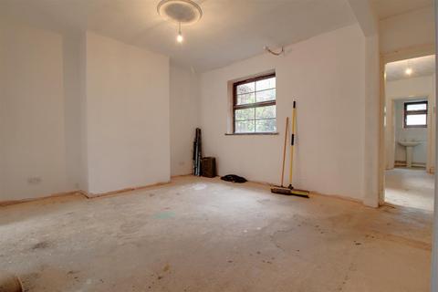104 High Street, Gloucester, GL1 4TA