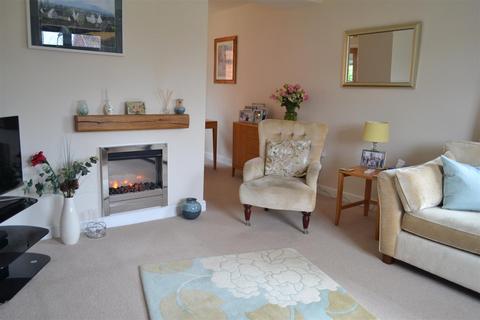 1 Orchard Close, Moreton On Lugg, Hereford, HR4 8DG