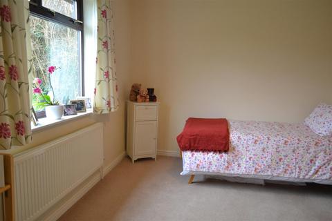 1 Orchard Close, Moreton On Lugg, Hereford, HR4 8DG