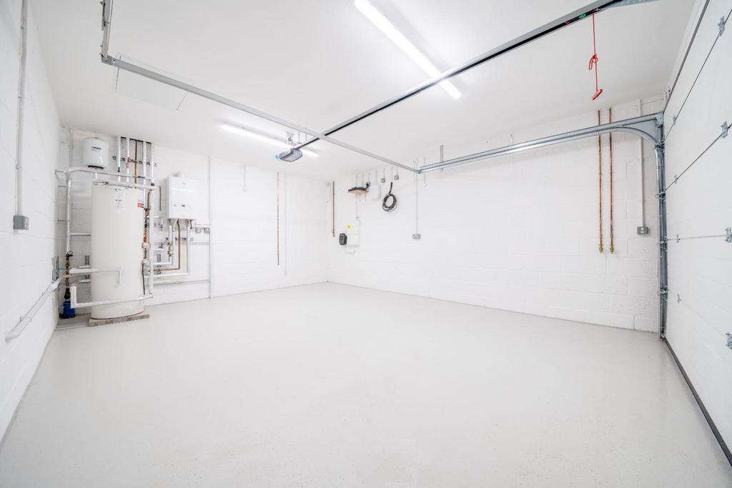 Garage internal.jpg