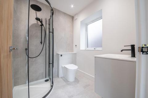 1 Central Drive, Wingerworth, Chesterfield, S42 6QJ