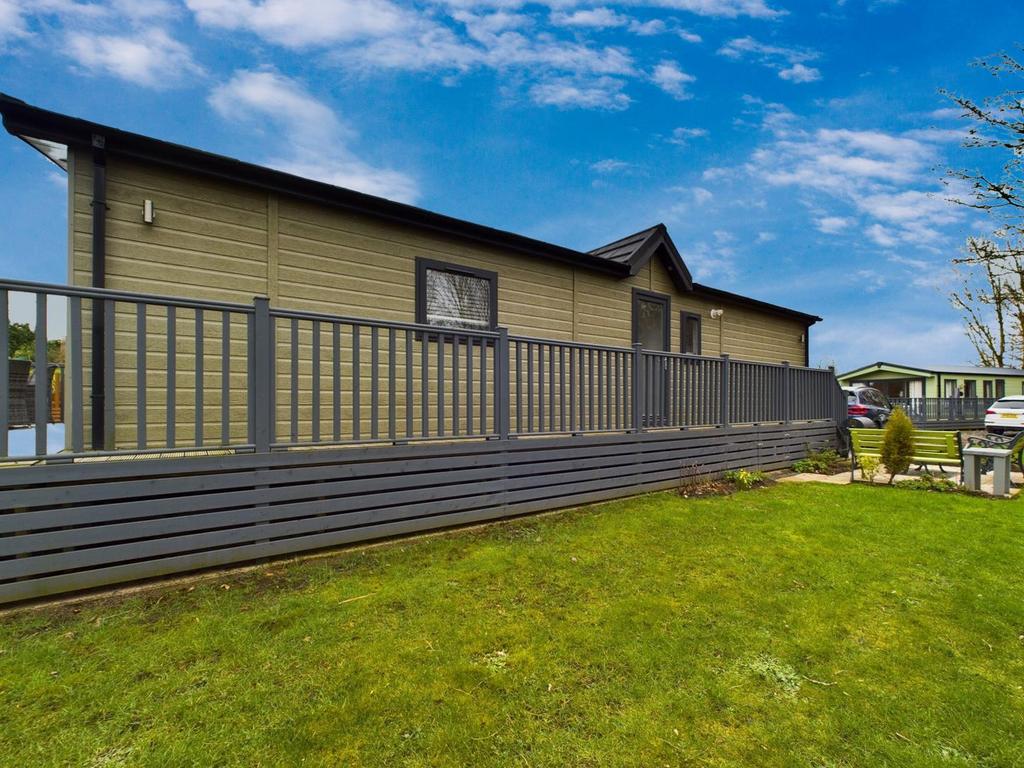 Wine Down Retreat,Docker Holiday Park, Arkholme, 2 bed lodge for sale
