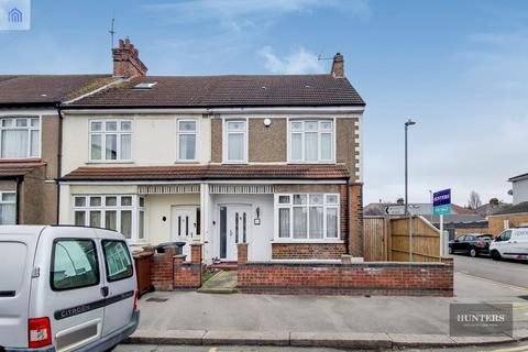29 Bennett Road, Romford, RM6 6ES