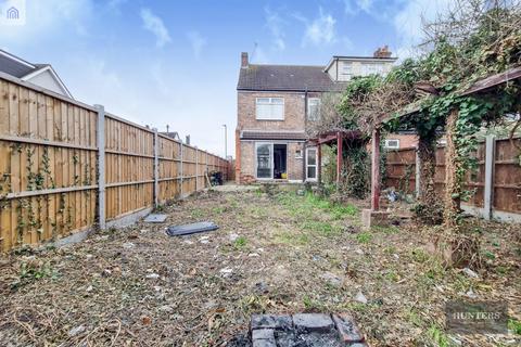 29 Bennett Road, Romford, RM6 6ES