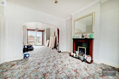 29 Bennett Road, Romford, RM6 6ES