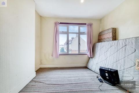 29 Bennett Road, Romford, RM6 6ES