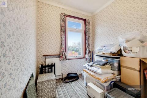29 Bennett Road, Romford, RM6 6ES
