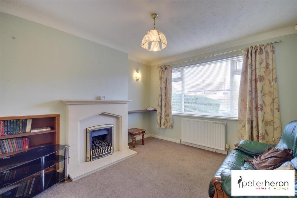 Portsmouth Square, Pennywell, Sunderland 2 bed semidetached house £