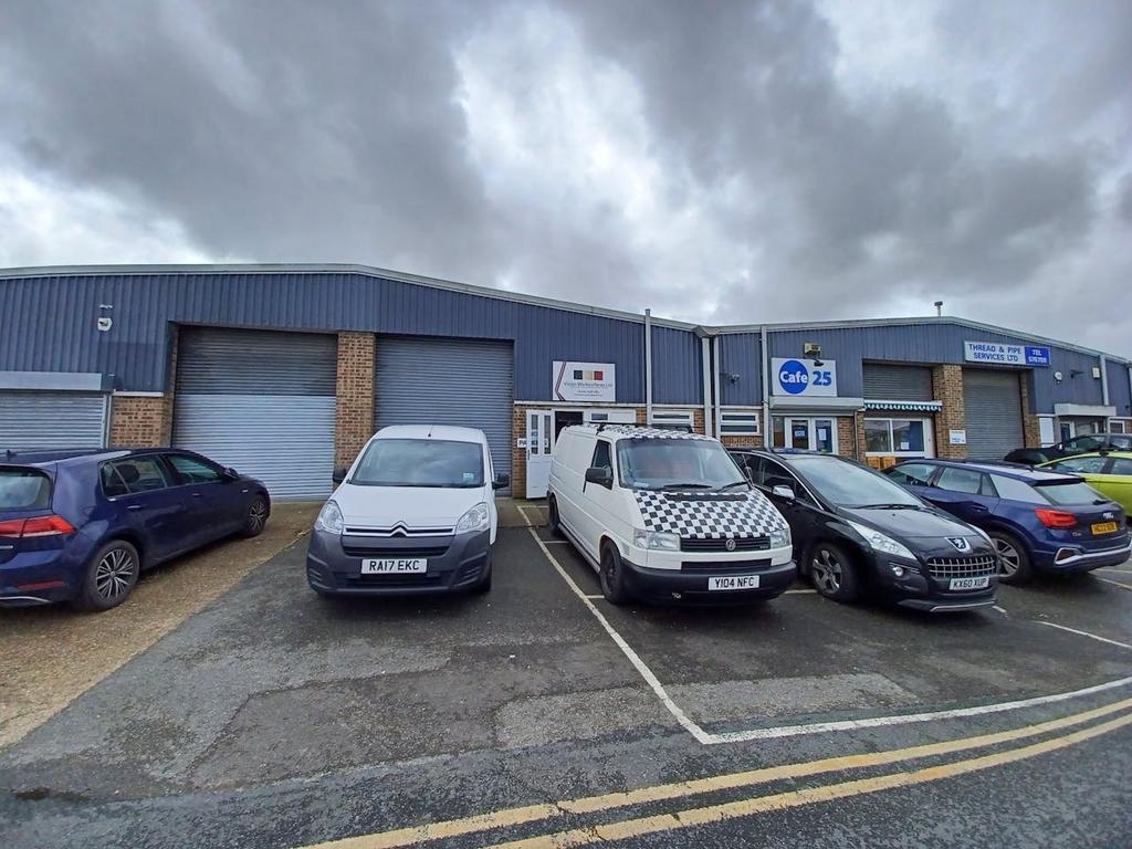 PHOTO 1  24 West Howe Industrial Estate Bournemo