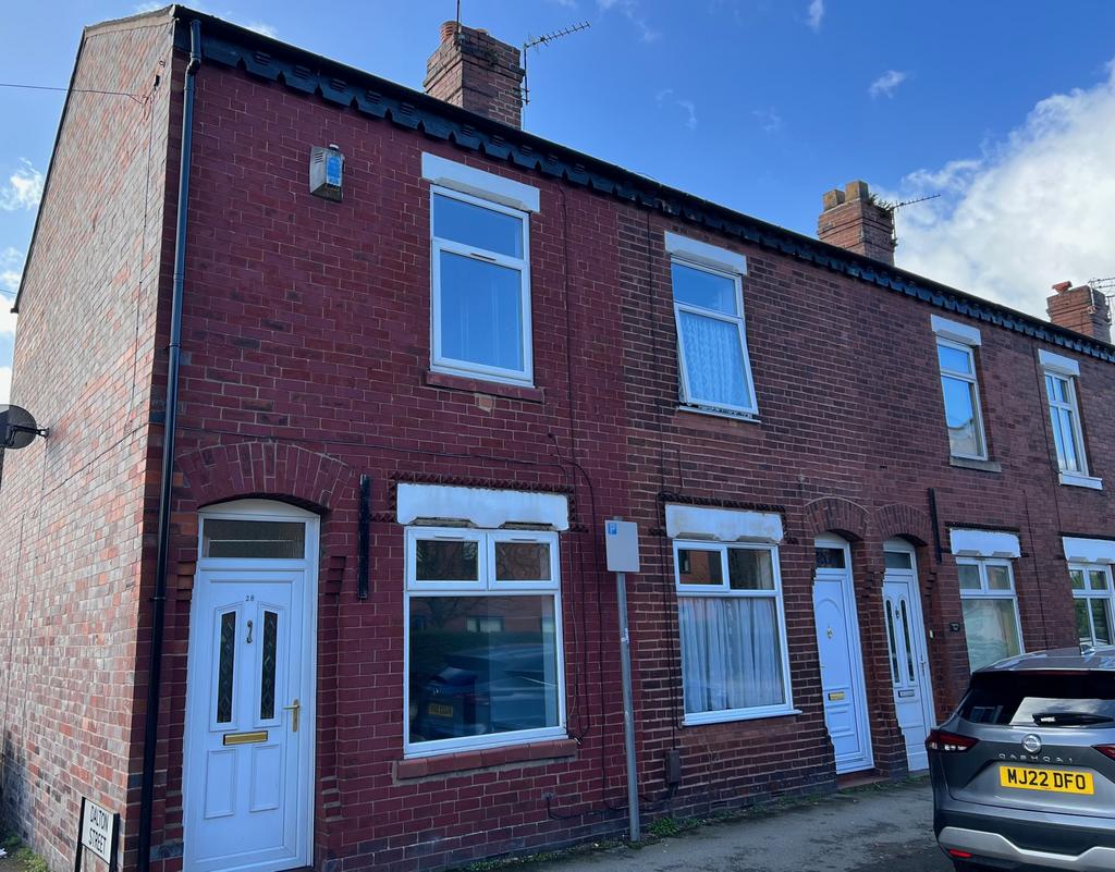 Dane Road, Sale M33 2 bed terraced house £1,050 pcm (£242 pw)