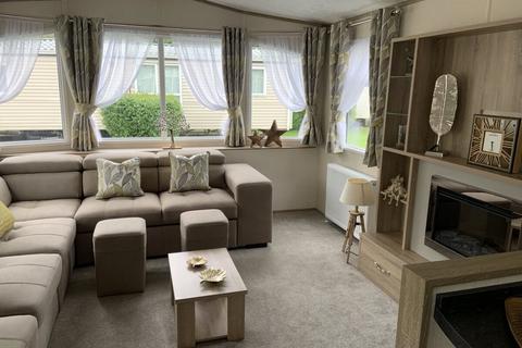 2 bedroom static caravan for sale, Merrylees, Spital Road, Staxton, Scarborough, YO12