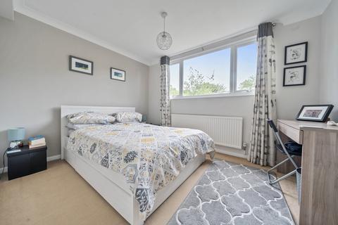 4 bedroom link detached house for sale, Kenilworth Drive, Boyatt Wood, Hampshire, SO50
