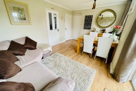 14 Bartestree Close, Redditch, B98 0AZ