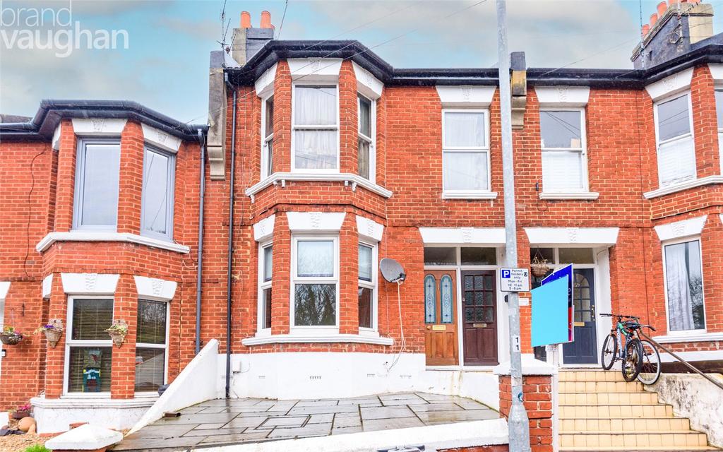 Bear Road, Brighton, East Sussex, BN2 2 bed flat £300,000