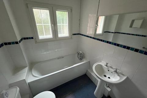2 bedroom triplex for sale - Apartment 9, Lowry Court, Lower Street, Hillmorton, Rugby, Warwickshire CV21 4NX