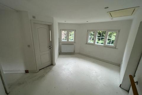 2 bedroom triplex for sale - Apartment 9, Lowry Court, Lower Street, Hillmorton, Rugby, Warwickshire CV21 4NX