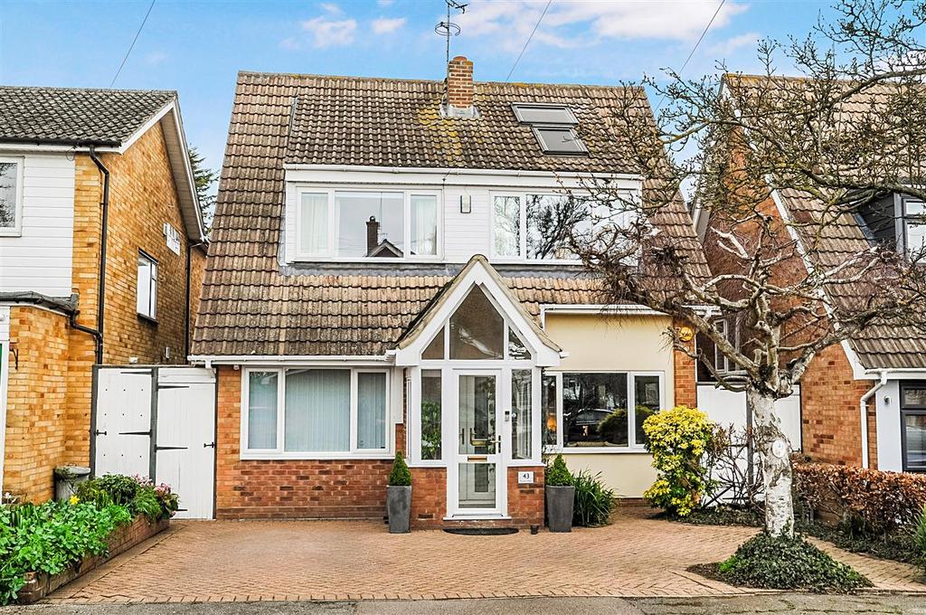 Plovers Mead, Wyatts Green, Brentwood 4 bed detached house for sale £