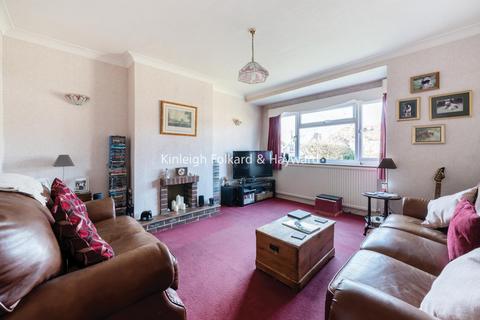 228 Wickham Chase, West Wickham, BR4 0BS