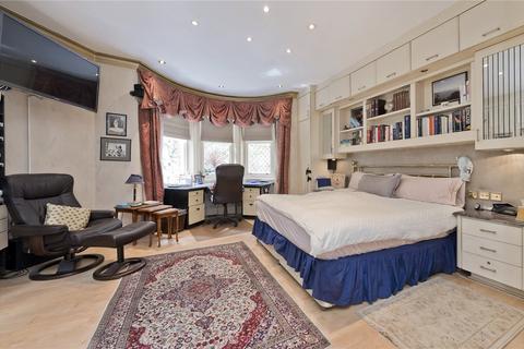 2 bedroom apartment for sale - Wilbraham Place, London, SW1X