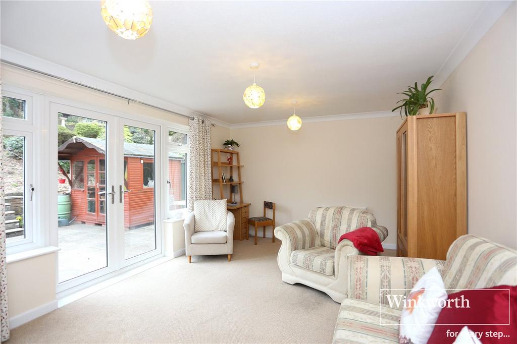 Leigham Vale Road, Bournemouth, BH6 3 bed detached house for sale £