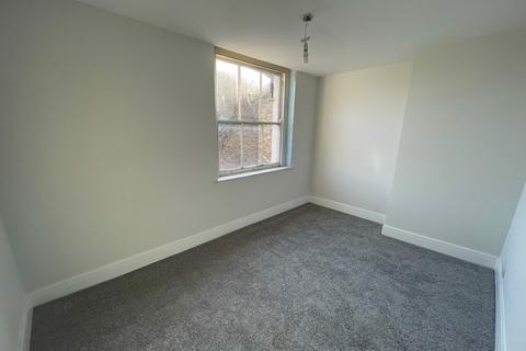 Flat 2, 29a King Street, Gravesend, DA12 2DU