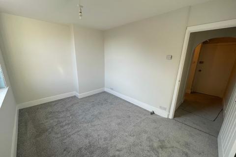 Flat 2, 29a King Street, Gravesend, DA12 2DU