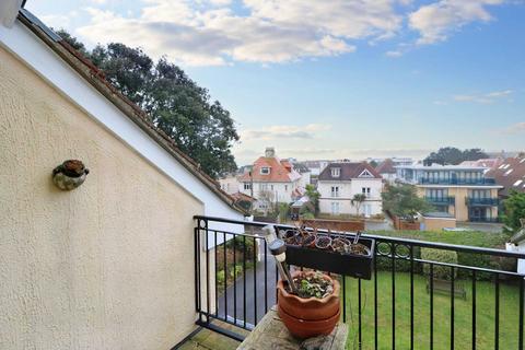 3 bedroom apartment for sale - Church Road, Bournemouth BH6