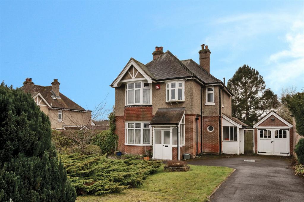 Bowes Hill, Rowland's Castle, PO9 3 bed detached house for sale £975,000