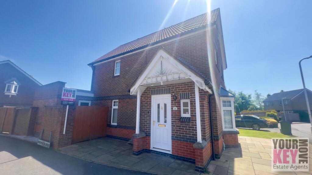 Waddington Drive, Hawkinge, Folkestone, Kent CT18 7NU 3 bed semi