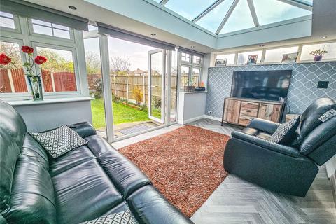 12 Jubilee Close, Romford, RM7 9LU