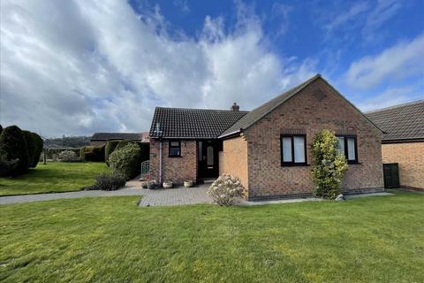2 bedroom bungalow for sale - Percy Road, Hunmanby
