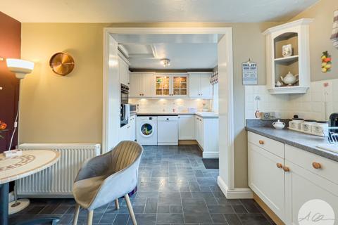 49 Cocked Hat Park, Sowerby, Thirsk, YO7 3HB
