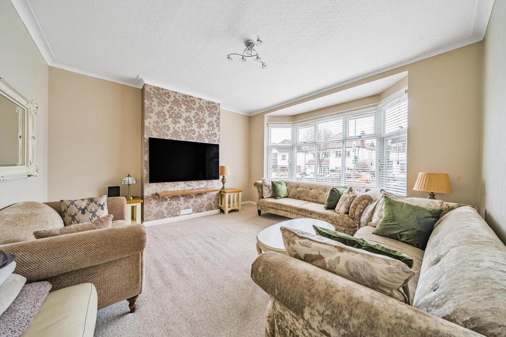 Rochester Avenue, Bromley 3 bed semidetached house £875,000