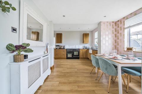 40 Hurstdene Avenue, Bromley, BR2 7JJ