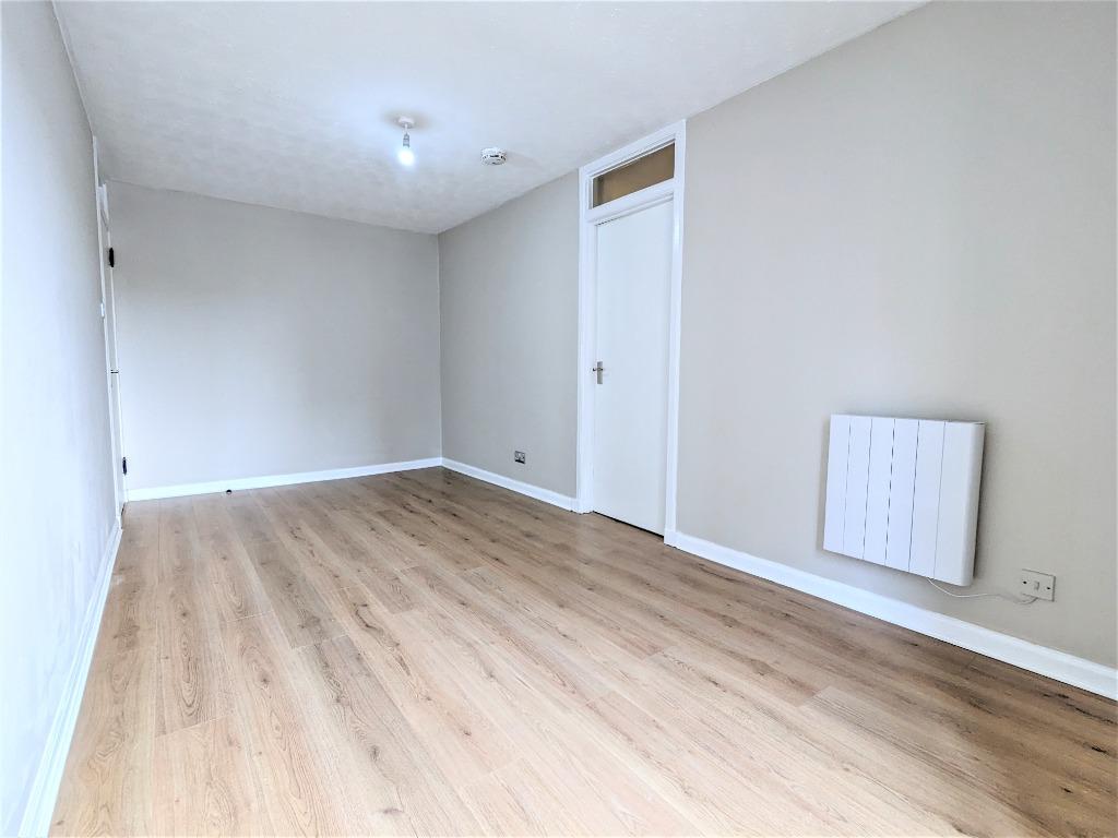 Apartment in Edinburgh - View 3