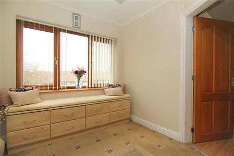 5 bedroom detached house for sale, Bolton Road, Bradford, West Yorkshire, BD2