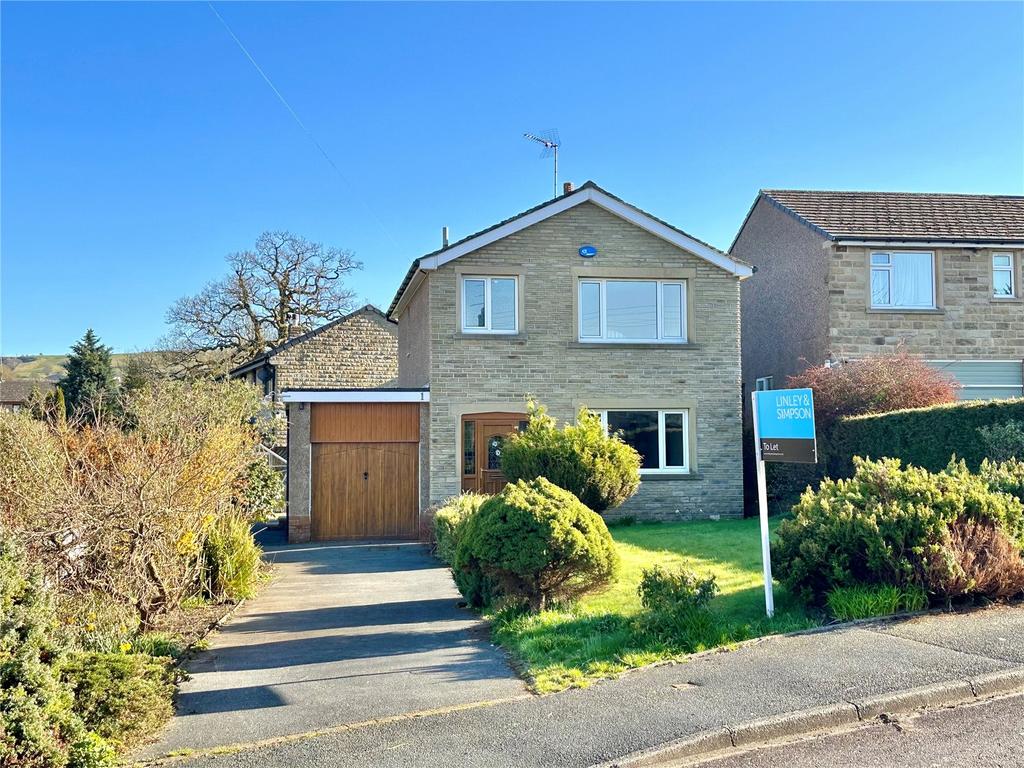 Hillside Avenue, Hepworth, Holmfirth... 3 bed house £1,100 pcm (£254 pw)