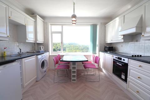 undefined, Hough Top, Leeds, West Yorkshire, LS13