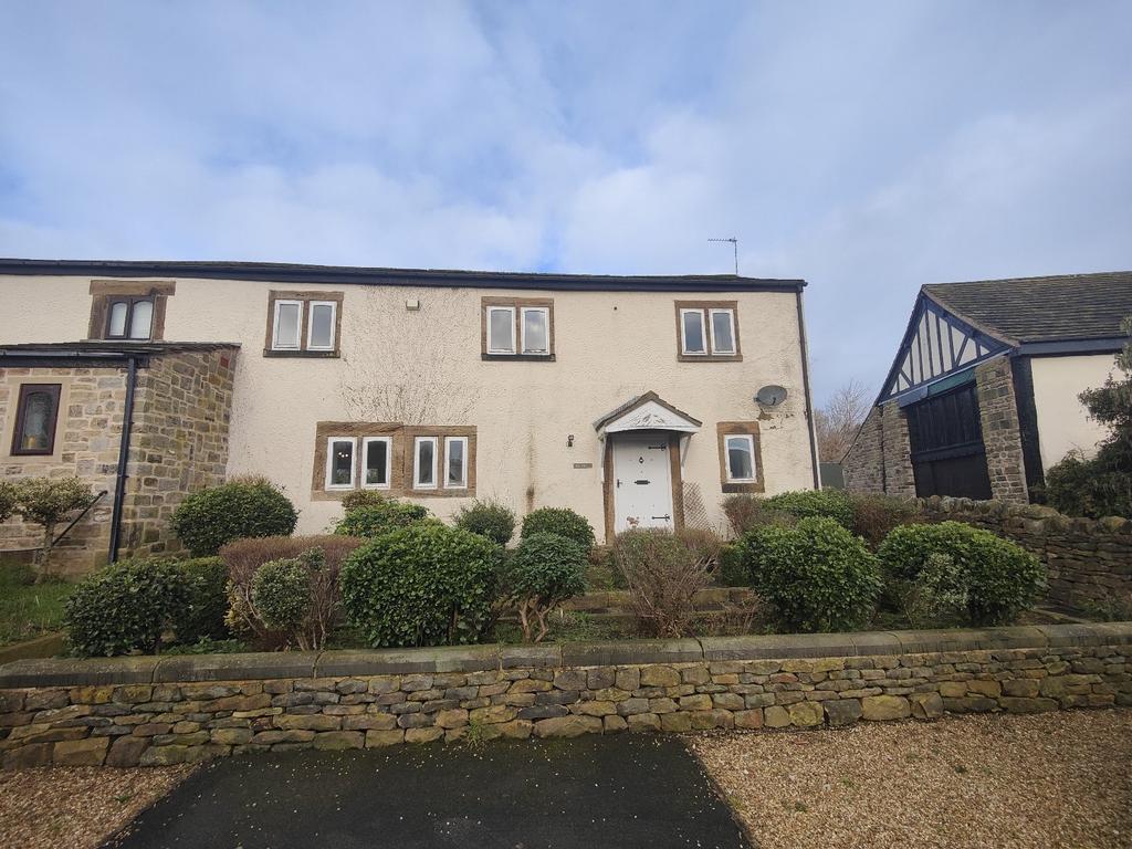 Denby Dale Road, Bretton, Wakefield, West Yorkshire, WF4 3 bed semi