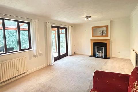 3 bedroom semi-detached house to rent, Hollin Mews, Weetwood, Leeds, LS16