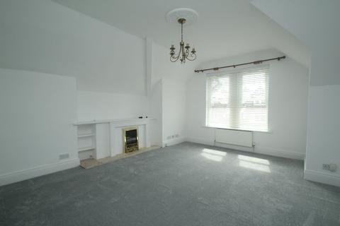 3 bedroom flat to rent - South Drive, Harrogate, North Yorkshire, UK, HG2